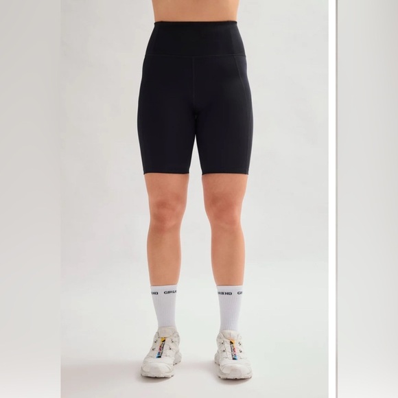 Girlfriend Collective High Waist Bike Shorts in Black Size Small, NWT - Picture 2 of 9